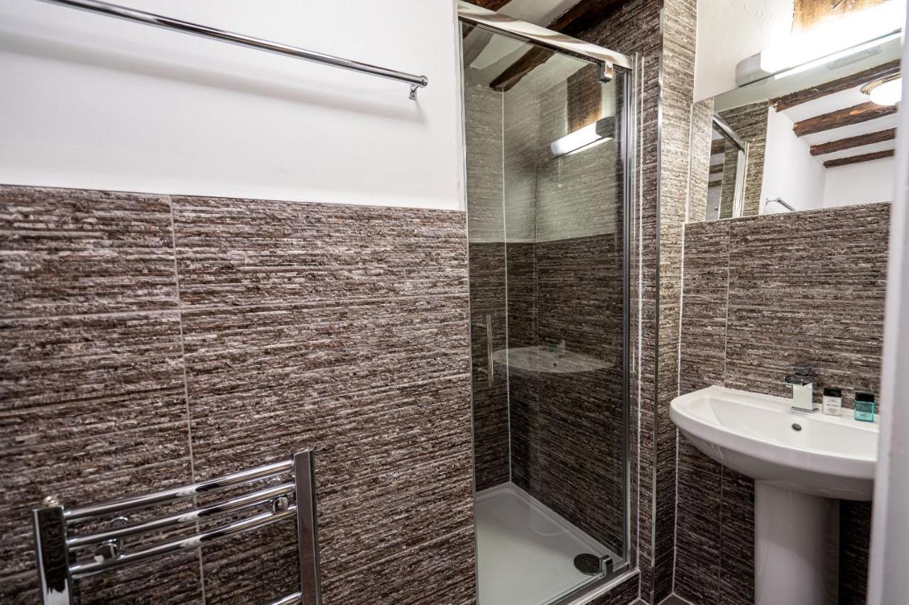 Hotel Caravelli à Loughborough Extérieur photo